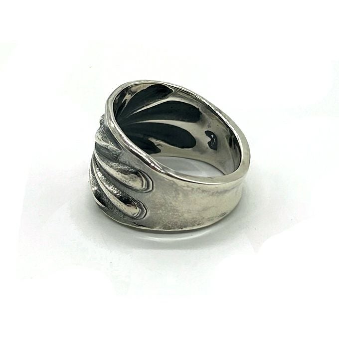 LARRY SMITH BUTTERFLY SHELL RING | LOCKSTOCK/STLIKE