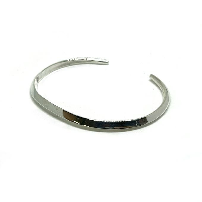 LARRY SMITH WOMEN'S EXTRA THIN TRIANGLE BRACELET 