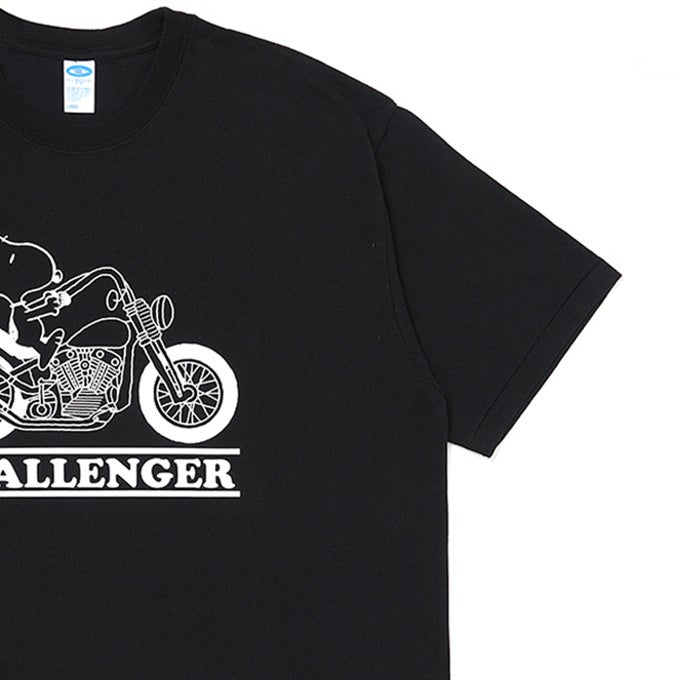 CHALLENGER SNOOPY TEE | LOCKSTOCK/STLIKE