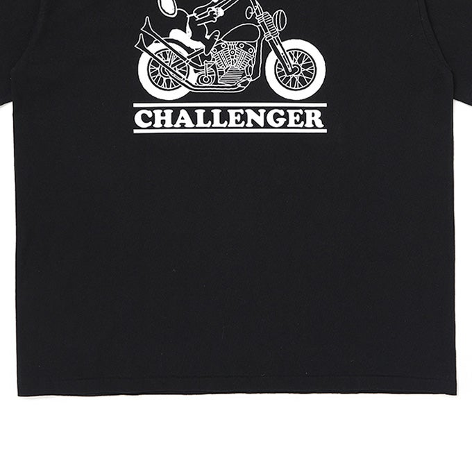 CHALLENGER SNOOPY TEE | LOCKSTOCK/STLIKE