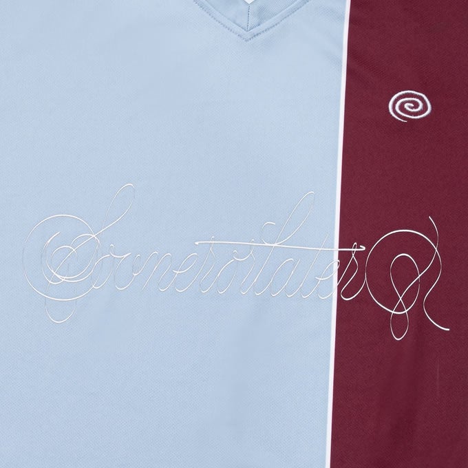SOL/soonerorlater Cursive Logo Soccer Shirt | LOCKSTOCK/STLIKE