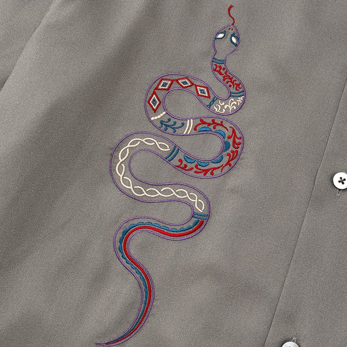 CALEE EMBROIDERY SNAKE S/S SH ＜MIHO MURAKAMI DESIGN＞ | LOCKSTOCK